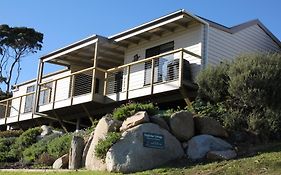 Kingfisher Cottage Beachfront At The Binalong Bay